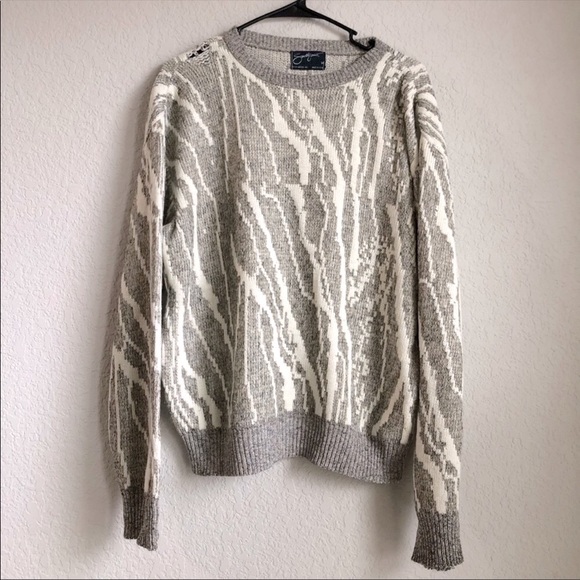 ✨VTG Sweater✨ - Picture 1 of 6